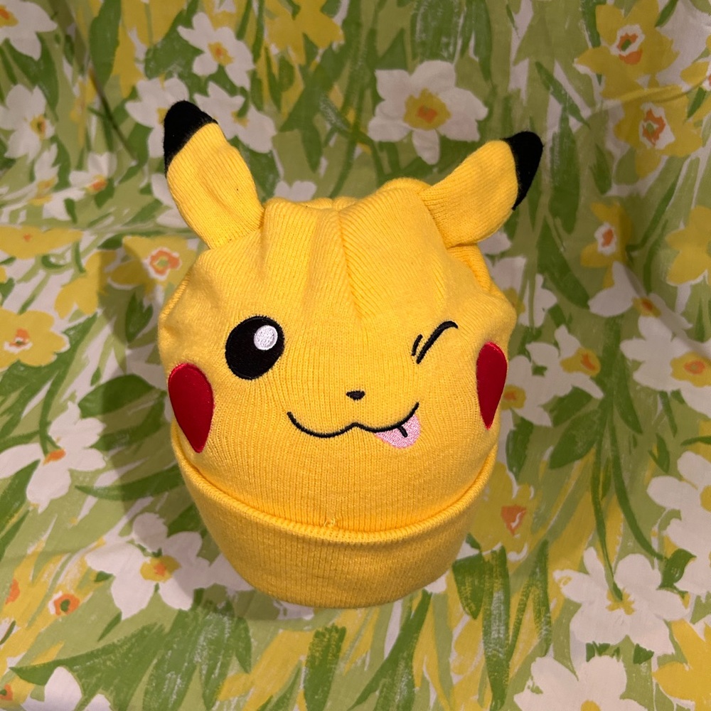 POKEMON PIKA WINKING ONE SIZE FITS ALL BEANIE. - Picture 3 of 8